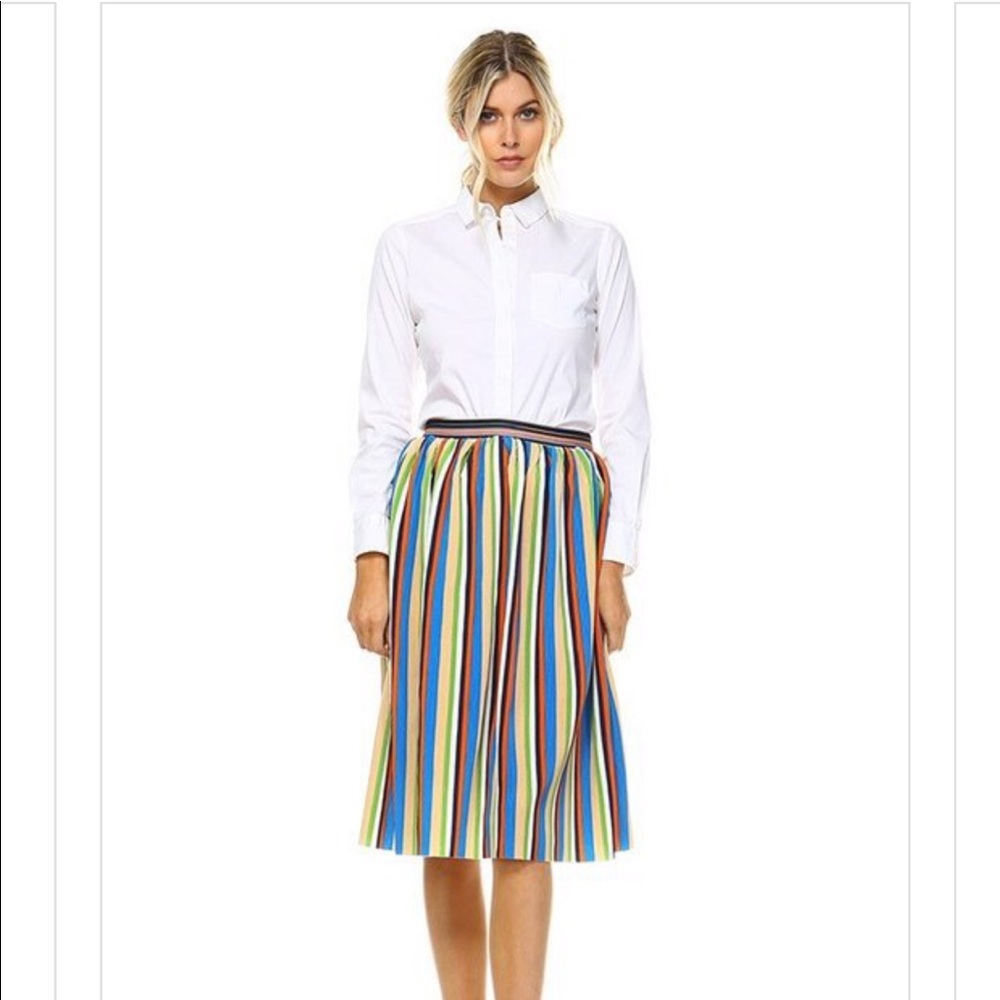 New Midi  banded pleated skirt